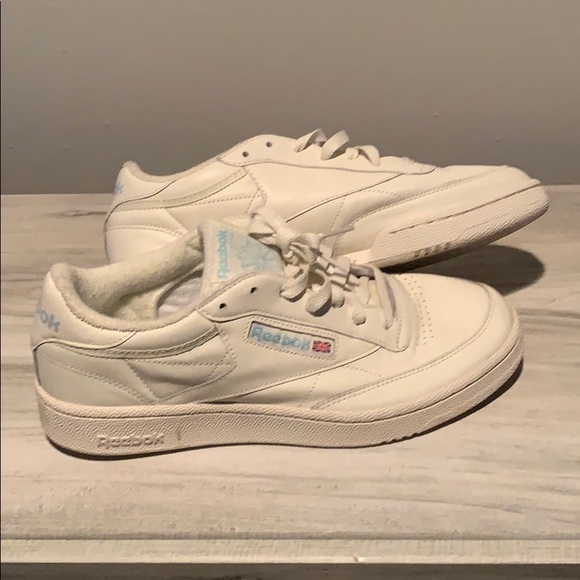 Reebok Shoes - Reebok classics